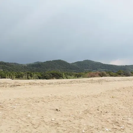 Σπίτι διακοπών Original Stone Cottage, 4km, Wifi, Max 6p