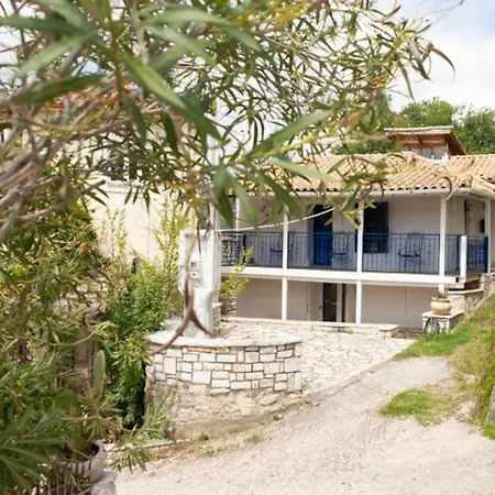 Σπίτι διακοπών Original Stone Cottage, 4km, Wifi, Max 6p Fonissa