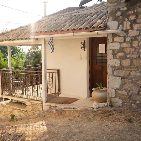 Original Stone Cottage, 4km, Wifi, Max 6p * Fonissa